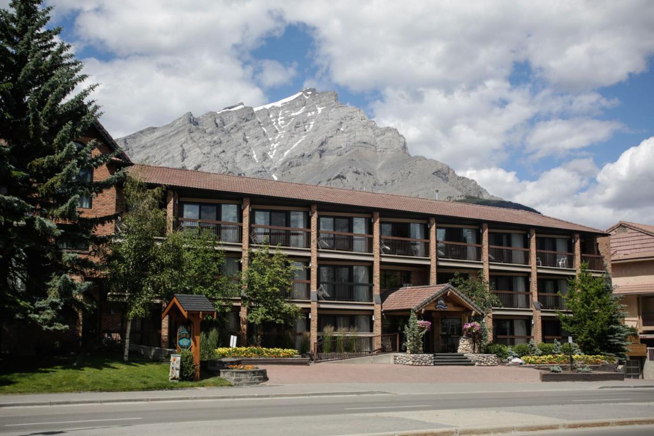 High Country Inn Banff Exterior photo